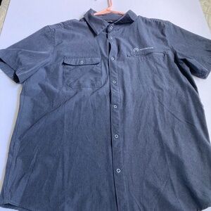 Men’s Outventure short sleeve size l/xl lightweight button up